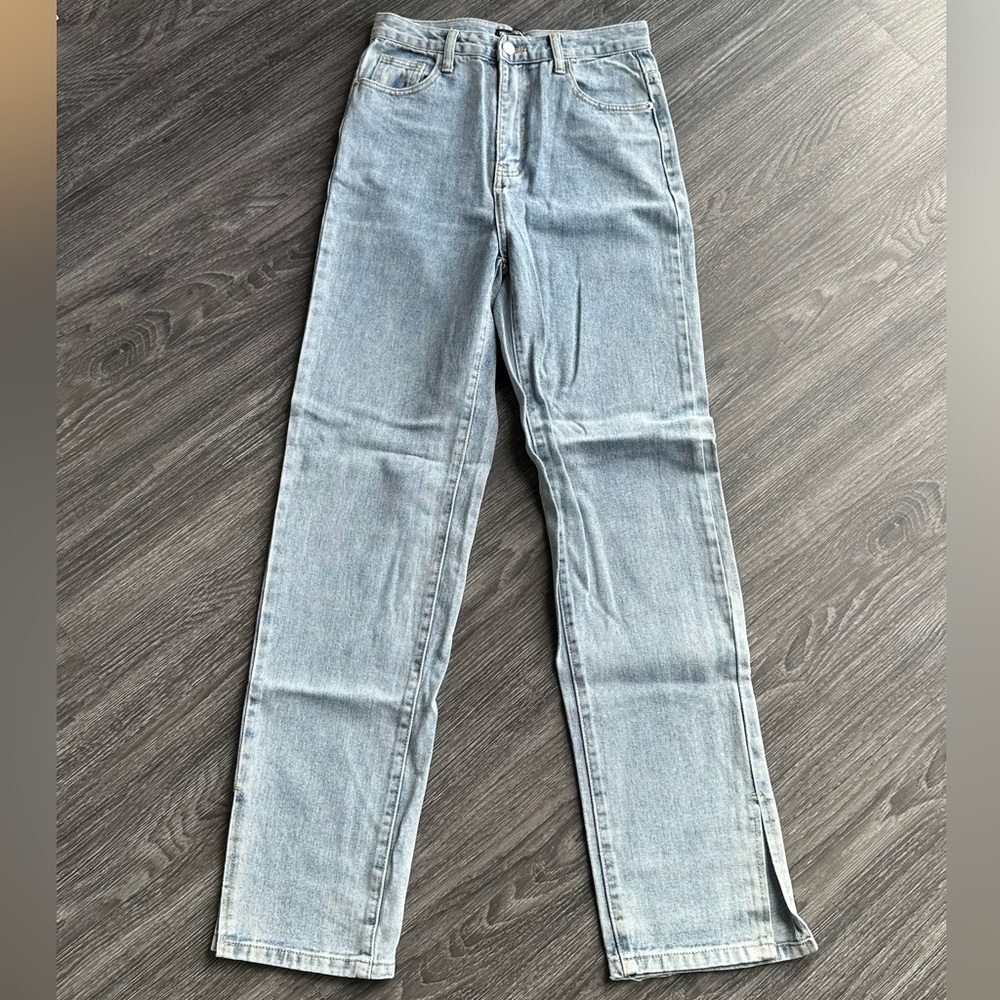 Light wash jeans